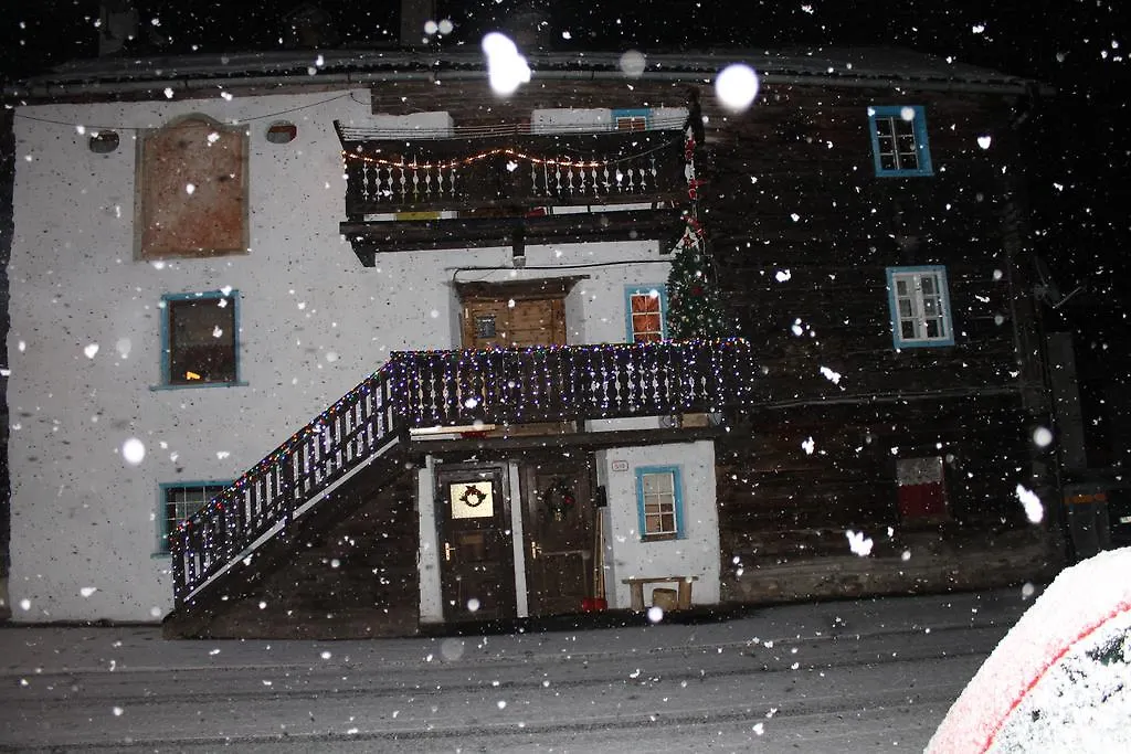 Casa Canton Livigno Apartment